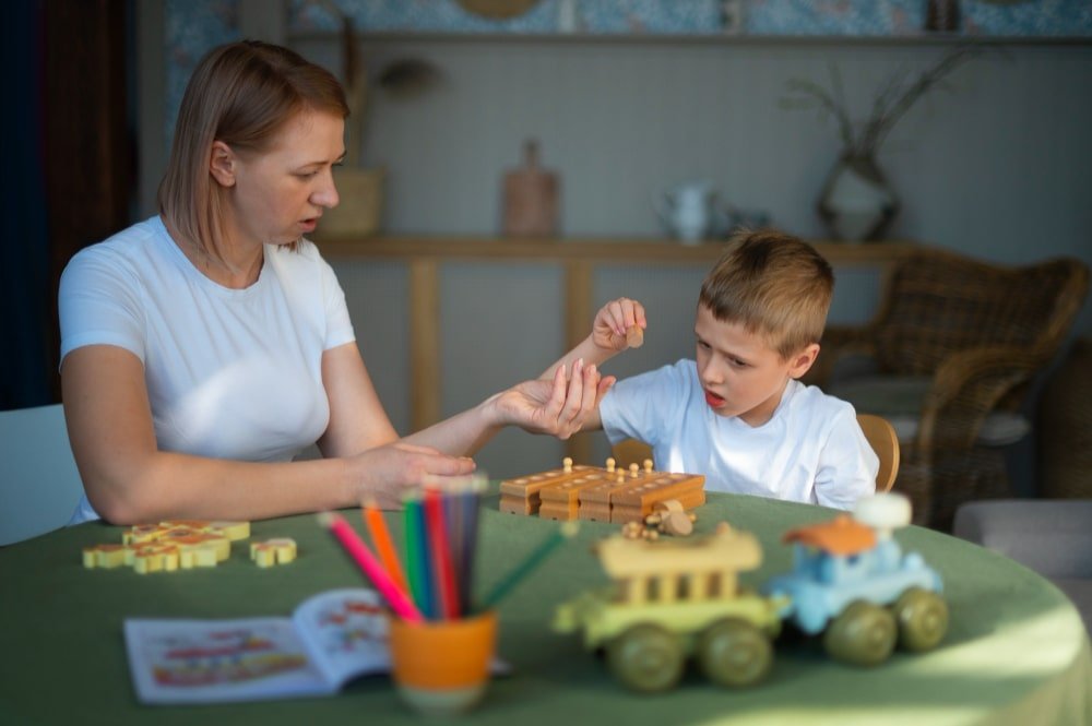 Chia Sẻ Trải Nghiệm Tham Gia Các Hoạt Động Nghệ Thuật Cùng Con Trai Tự Kỷ